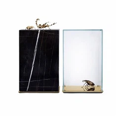 ছোট টেবিল বিলাসিতা